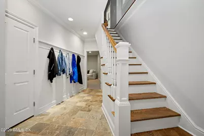32 Reynolds Place #B, Greenwich, CT 06830 - Photo 23