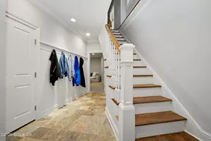 32 Reynolds Pl, Greenwich, CT 06830 - Photo 23