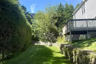 24 Buena Vista Dr, Greenwich, CT 06831 - Photo 51