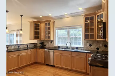24 Buena Vista Drive, Greenwich, CT 06831 - Photo 11