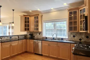 24 Buena Vista Dr, Greenwich, CT 06831 - Photo 11