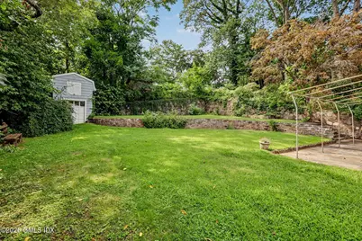 29 Amherst Road, Greenwich, CT 06878 - Photo 37
