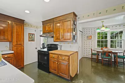 6 Charter Oak Lane, Greenwich, CT 06830 - Photo 31