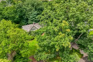 6 Charter Oak Ln, Greenwich, CT 06830 - Photo 3