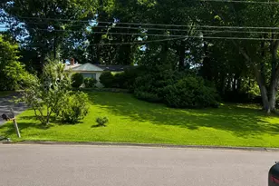 23 Nimitz Pl, Old Greenwich, CT 06870 - Photo 1