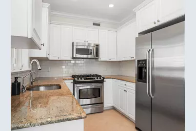 147 Holly Hill Lane #2, Greenwich, CT 06830 - Photo 11