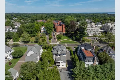 250 Milbank Avenue #B, Greenwich, CT 06830 - Photo 3