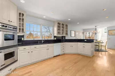 345 Round Hill Road, Greenwich, CT 06831 - Photo 11