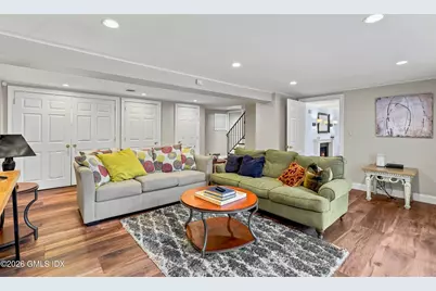 345 Round Hill Road, Greenwich, CT 06831 - Photo 45
