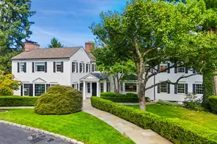 345 Round Hill Rd, Greenwich, CT 06831 - Photo 1
