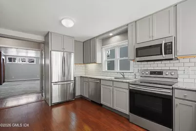 16 W Church Street, Greenwich, CT 06830 - Photo 9