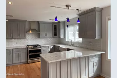 25 Davenport Avenue #B, Greenwich, CT 06830 - Photo 5