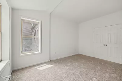 2 S New Street #2, Greenwich, CT 06830 - Photo 17