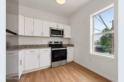 2 S New Street #2, Greenwich, CT 06830 - Photo 3