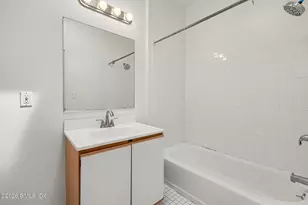 2 S New St, Greenwich, CT 06830 - Photo 13