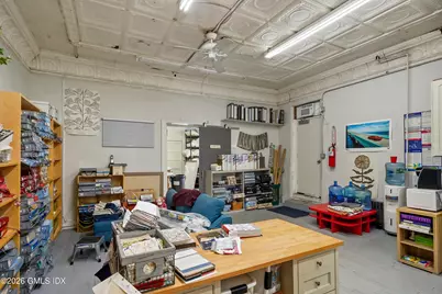 311 Hamilton Avenue #Right, Greenwich, CT 06830 - Photo 11