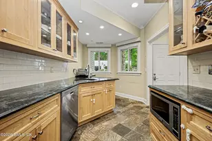 333 Palmer Hill Rd, Greenwich, CT 06878 - Photo 5