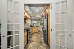 333 Palmer Hill Rd, Greenwich, CT 06878 - Photo 7