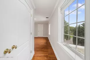 80 E Putnam Ave, Greenwich, CT 06807 - Photo 15
