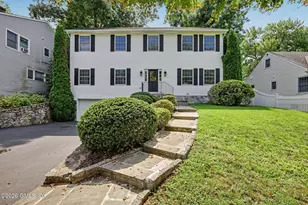 12 Stuart Dr, Old Greenwich, CT 06870 - Photo 1
