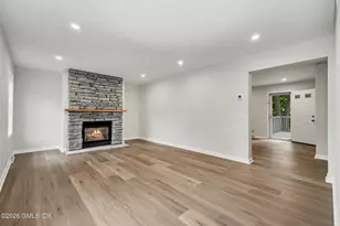 12 Stuart Dr, Old Greenwich, CT 06870 - Photo 5