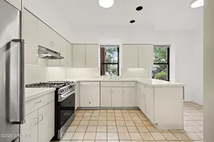 40 W Elm St, Greenwich, CT 06830 - Photo 5