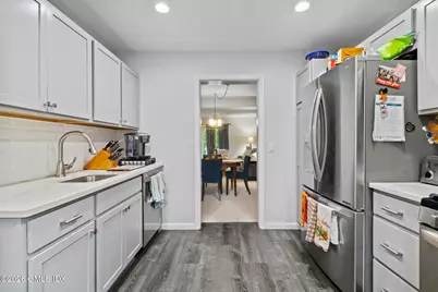 84 Silo Circle #UNIT 84, Greenwich, CT 06878 - Photo 7
