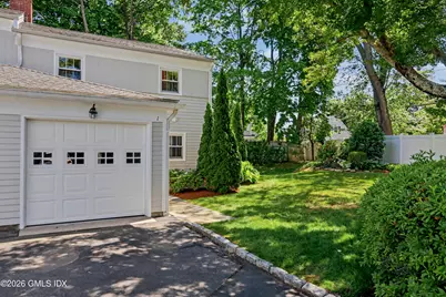 15 Le Grande Avenue #1, Greenwich, CT 06830 - Photo 1