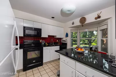 115 River Road #5, Greenwich, CT 06807 - Photo 9