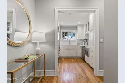 165 Shore Road #D, Old Greenwich, CT 06870 - Photo 5