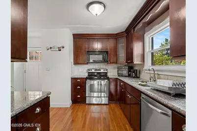 29 Division Street Wes #3, Greenwich, CT 06830 - Photo 11