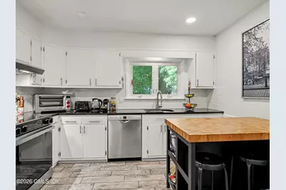 1 Midbrook Lane, Old Greenwich, CT 06870 - Photo 5
