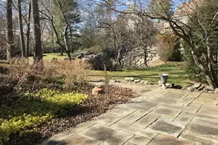 208 W Lyon Farm Dr, Greenwich, CT 06831 - Photo 9
