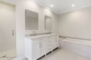 32 Highview Ave, Old Greenwich, CT 06870 - Photo 11