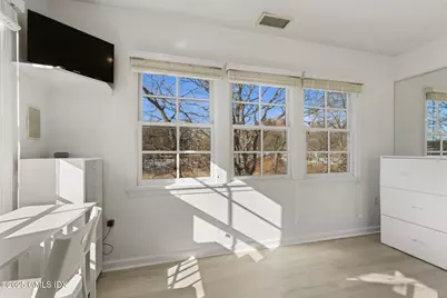 84 Indian Harbor Drive, Greenwich, CT 06830 - Photo 9