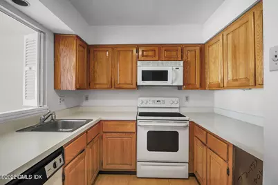 9 River Road #404, Greenwich, CT 06807 - Photo 5