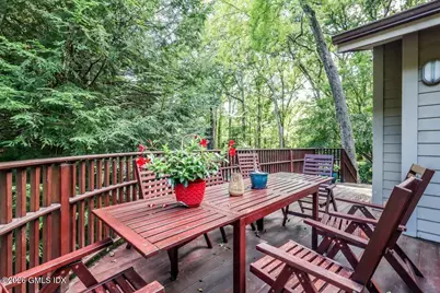 69 Studio Road, Stamford, CT 06903 - Photo 17