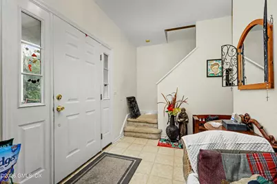14 Lucy Street, Greenwich, CT 06831 - Photo 3