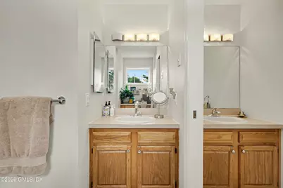 14 Lucy Street, Greenwich, CT 06831 - Photo 21