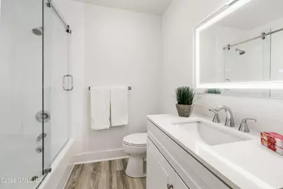 61 Center Drive, Old Greenwich, CT 06870 - Photo 17