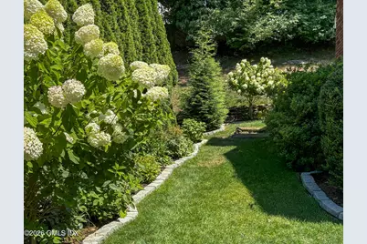 61 Center Drive, Old Greenwich, CT 06870 - Photo 5