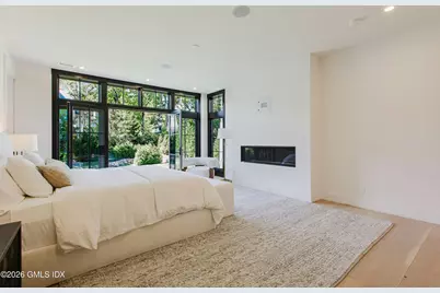 16 Park Avenue, Greenwich, CT 06830 - Photo 21