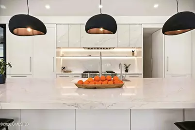 16 Park Avenue, Greenwich, CT 06830 - Photo 13