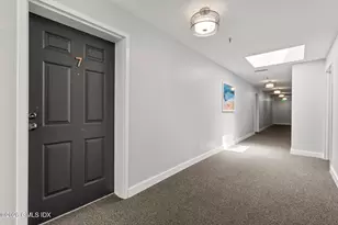 122 E Putnam Ave, Greenwich, CT 06830 - Photo 13