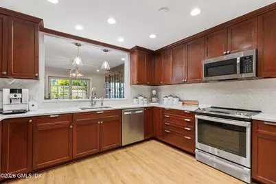 51 Forest Avenue #APT 95, Old Greenwich, CT 06870 - Photo 13