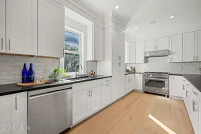 15 Shorelands Place, Old Greenwich, CT 06870 - Photo 15