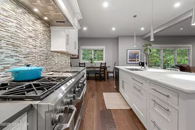 340 Valley Road #UNIT 2, Greenwich, CT 06807 - Photo 7