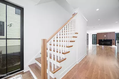 20 Sound Beach Avenue, Old Greenwich, CT 06870 - Photo 13