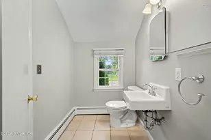 19 Old Clubhouse Rd, Old Greenwich, CT 06870 - Photo 11