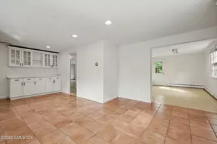19 Old Clubhouse Rd, Old Greenwich, CT 06870 - Photo 5